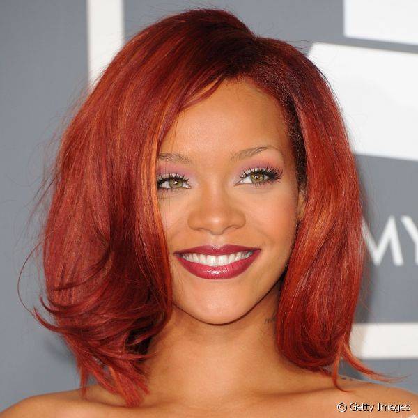 No Grammy de 2011, a cantora utilizou um batom cereja nos lábios, com algumas camadas de gloss incolor